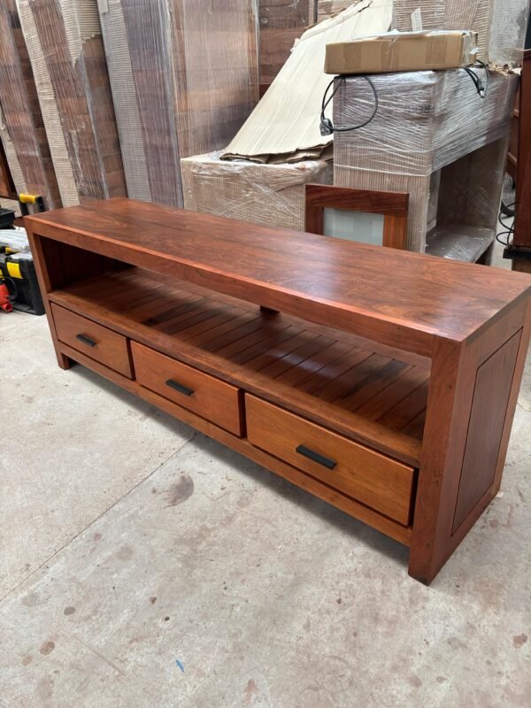 MESA TV RACK 2.00
