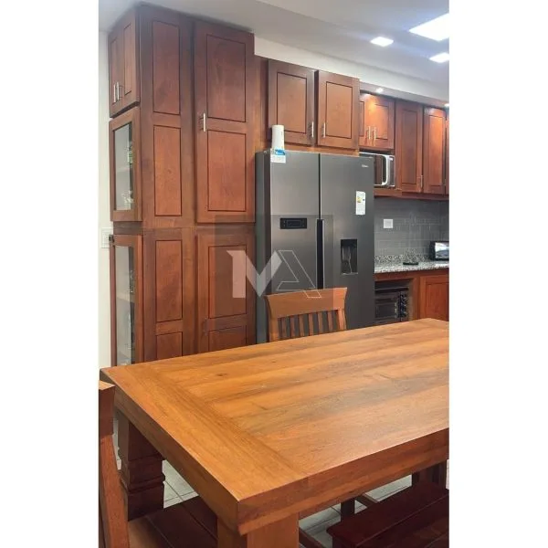 Muebles de cocina. Alacena