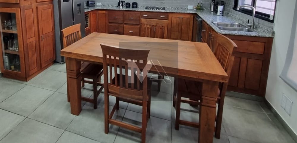 MUEBLES DE ALGARROBO DE COMEDOR